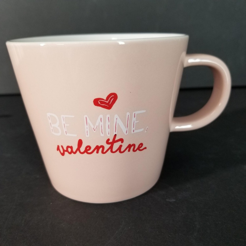 Threshold Pink Stoneware Be Mine Valentine Coffee‎ Mug Heart Graphic Cup